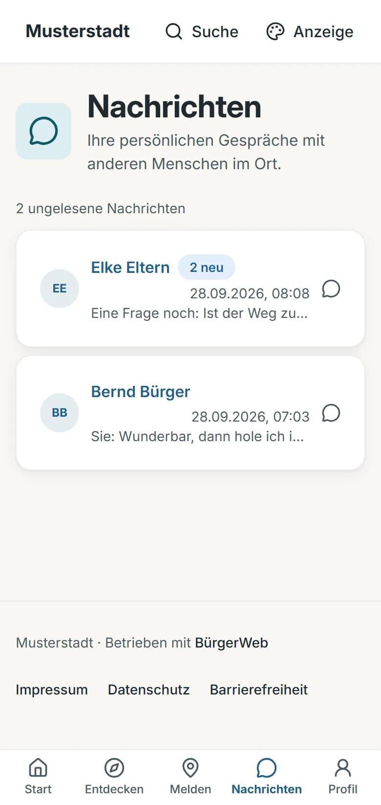 Direktnachrichten der Demo-Gemeinde Musterstadt: das Postfach einer angemeldeten Bürgerin mit „2 ungelesene Nachrichten“ und zwei Unterhaltungen – Name, Zeitpunkt, „2 neu“ und die erste Zeile der letzten Nachricht