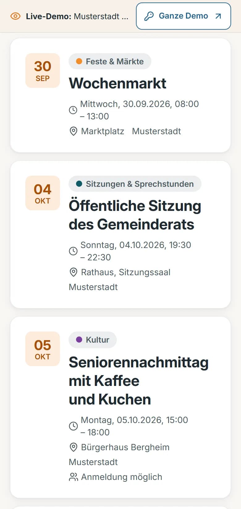 Veranstaltungen der Demo-Gemeinde Musterstadt: die nächsten Termine mit Datum, Kategorie, Uhrzeit, Ort und dem Hinweis „Anmeldung möglich“